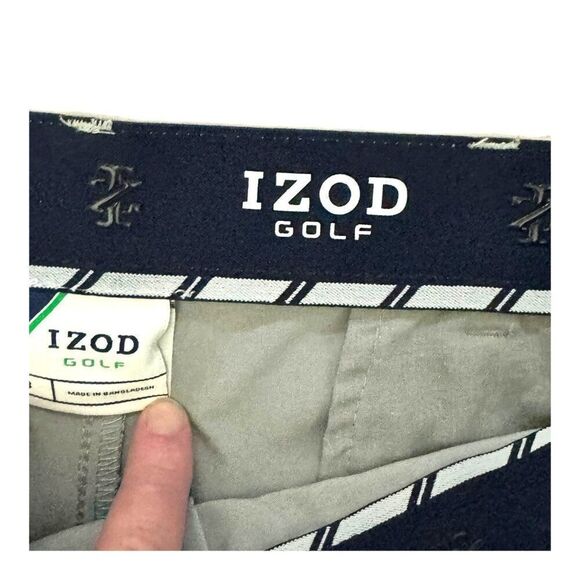 IZOD Golf Mens Cargo Shorts Sz 48 Light Blue Gray Polyester Blend Atheltic Sport - Picture 3 of 6
